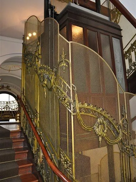 Hotel Pension Savoy near Kurfürstendamm Berlín