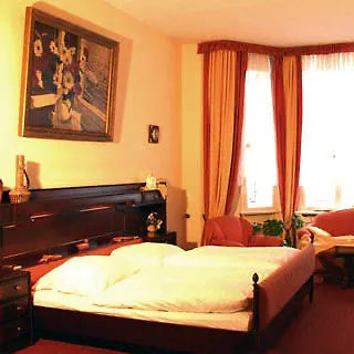 Hotel Pension Savoy near Kurfürstendamm Berlín