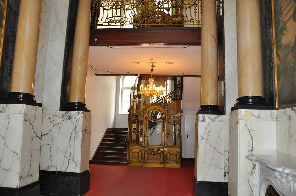 Hotel Pension Savoy near Kurfürstendamm Berlín