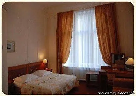 Hotel Pension Savoy near Kurfürstendamm Berlin 3*,  Deutschland