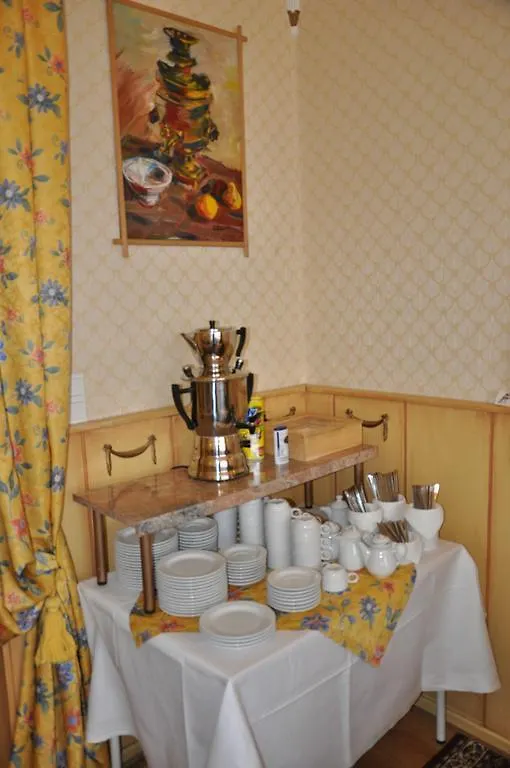 Hotel Pension Savoy Near Kurfuerstendamm Berlin