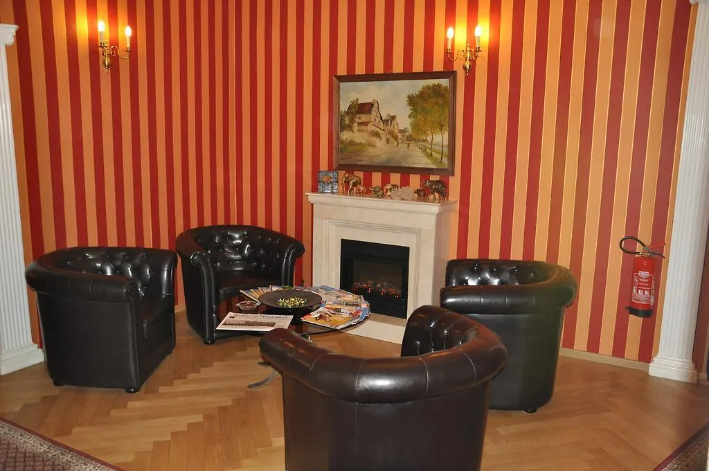 Hotel Pension Savoy Near Kurfuerstendamm Berlin 3*,