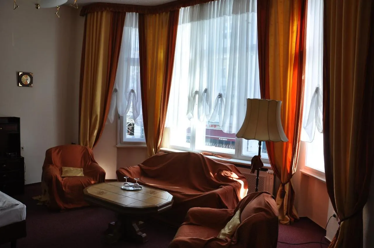 Hotel Pension Savoy Near Kurfuerstendamm Berlín