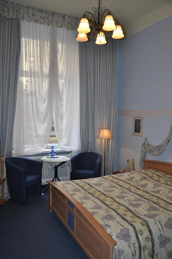 Hotel Pension Savoy Near Kurfuerstendamm Berlín Německo